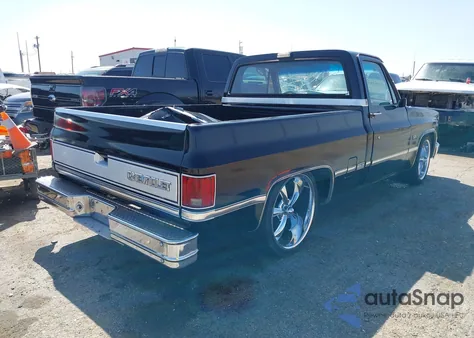 1986 Chevrolet C10 из США, поврежденный, VIN 1GCDC14H2GF440288